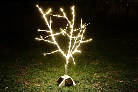 How to Make a DIY Fairy Light Tree with String Lights - TheDIYPlan