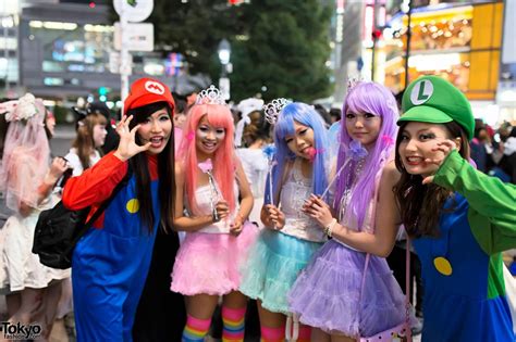 Japan Halloween Costumes – Tokyo Fashion