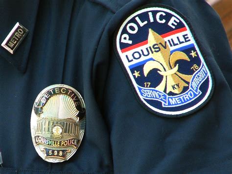 Louisville Metro Police To Lower Entry Standards - Law Officer