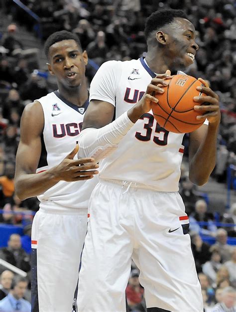 UConn Men's Insider: Strong Early Schedule Could Pave Way For Long ...