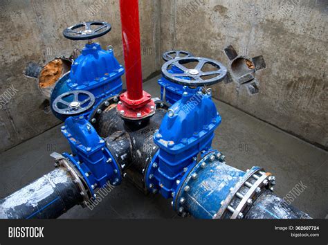 Gate Valves Valve Pit Image & Photo (Free Trial) | Bigstock