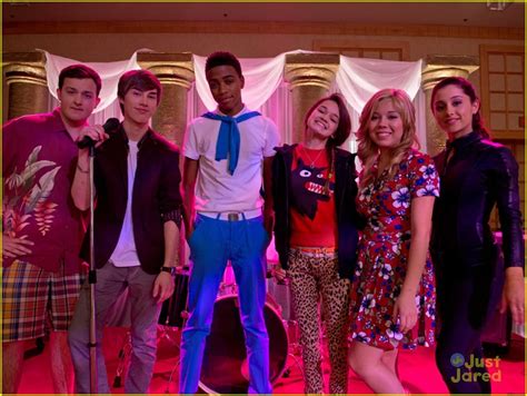 Jennette McCurdy: New 'Swindle' Trailer & Pics! | Photo 585761 - Photo Gallery | Just Jared Jr.