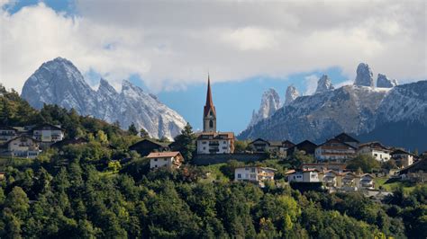 The Dolomite Mountains Are So Quaint — Especially These Fairy Tale ...