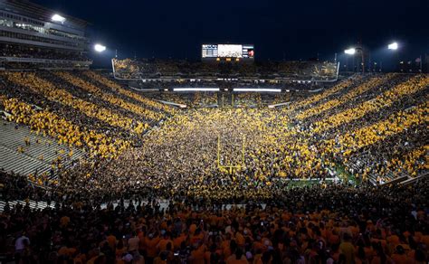 Photo: Iowa Football defeats Penn State 10/09/2021 – University of Iowa ...