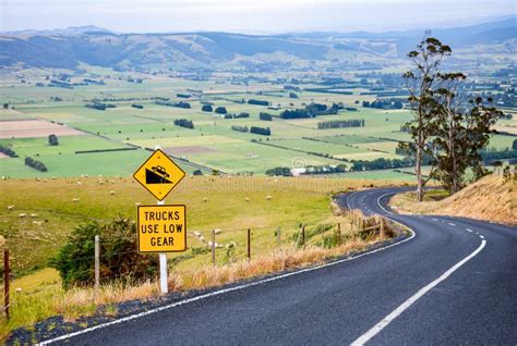 Steep Winding Road in New Zealand Stock Photo - Image of highway, endangered: 91454610