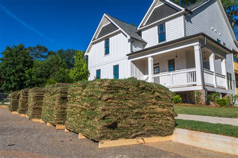 Sod Prices per Pallet, Square Foot, or Roll