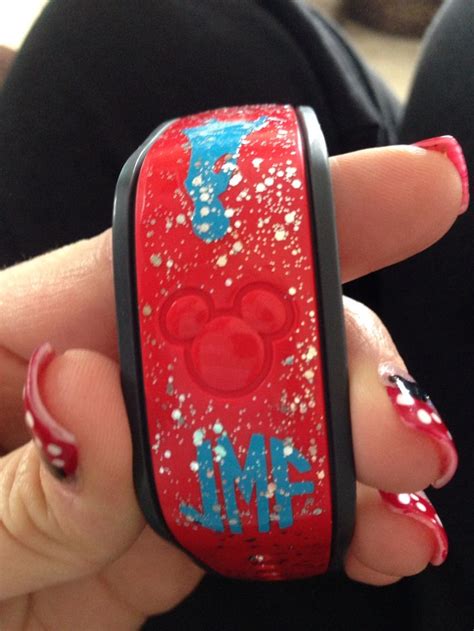 17 Best images about Disney World Magic Bands Art on Pinterest | Buzz lightyear, Decorate magic ...