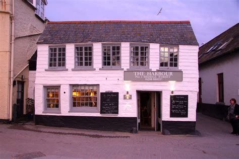 The Harbour restaurant in Port Isaac © Steve Daniels :: Geograph ...