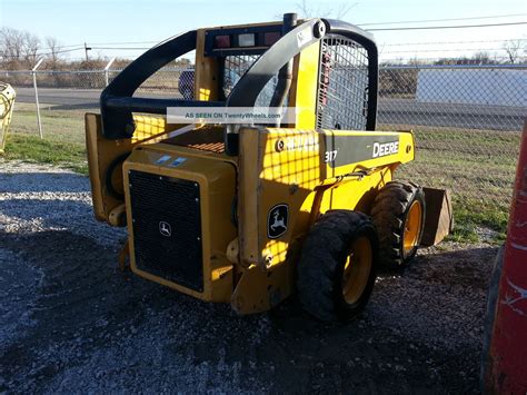 2007 John Deere 317 Skid Steer Loader