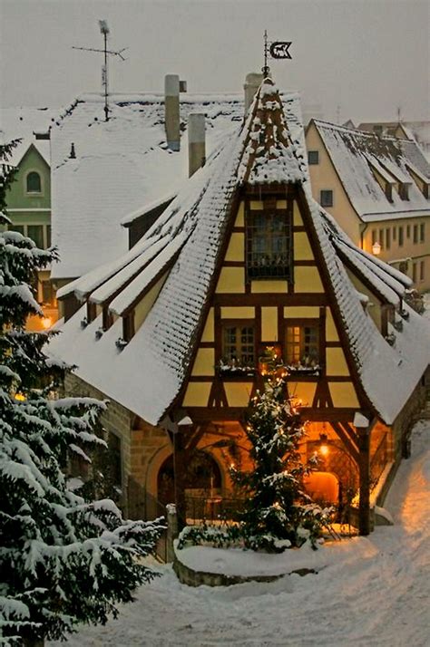 In a snowy night at Rothenburg ob der Tauber, Germany (With images) | Beautiful places, Germany ...