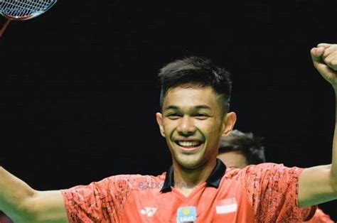 Profil Fajar Alfian, Ranking 1 Dunia Pasangan Rian Ardianto