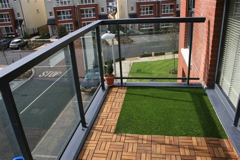 Artificial grass balcony — Amazon Landscaping and Garden Design-