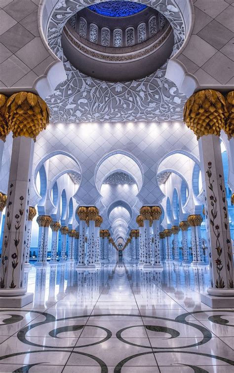 The Mosque - Sheikh Zayed, Abu Dhabi | Architettura islamica, Moschea ...