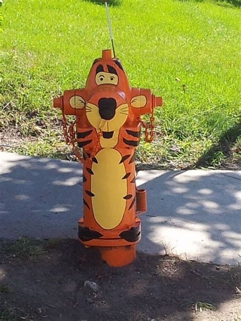 Fire Hydrants painting project - Milaca MN | Fire art, Street art illusions, Fire hydrant craft