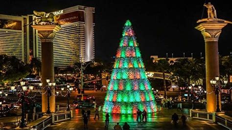 Spectacular holiday events to check out in Las Vegas - FOX5 Vegas - KVVU