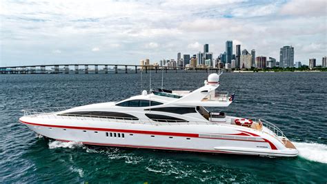 Motor Yacht Mangusta for sale - YachtWorld