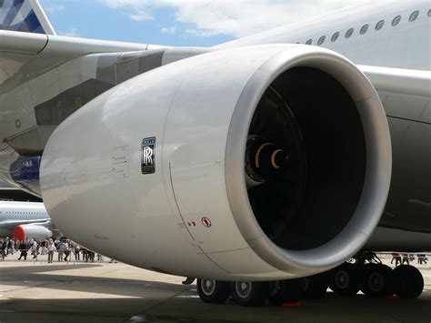 File:Airbus A380 Rolls-Royce Trent 900 P1230160.jpg - Wikimedia Commons