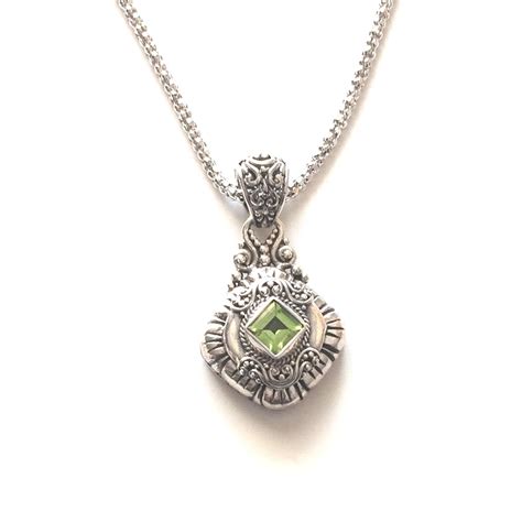 Sterling Silver Square Peridot Pendant – Toni-Bijoux