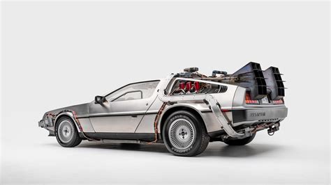 Download Car Futuristic Coupé Vehicle DeLorean DMC-12 ‘Back To The Future’ 4k Ultra HD Wallpaper