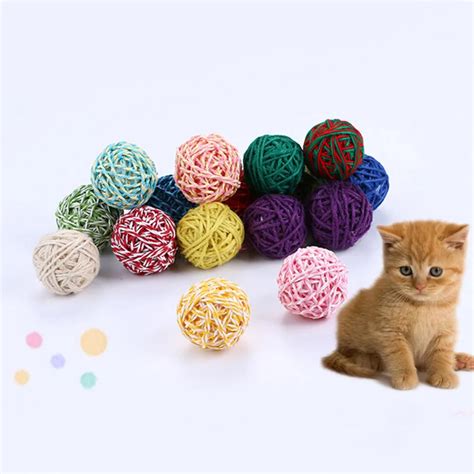 5pcs Cat Toy Balls Durable Yarn Ball Toy Interactive Cat Toys Play ...