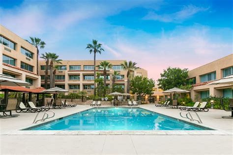 GRAND VISTA HOTEL - Updated 2024 Prices & Reviews (Simi Valley, CA)