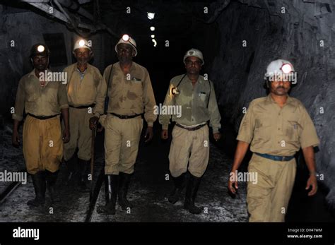 coal miners in underground coal mine jharkhand India Stock Photo ...