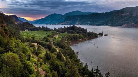 16 Best Hotels in Hood River. Hotels from $104/night - KAYAK