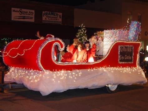 Pin by Wilmermairena on Wilmer | Holiday parades, Christmas parade ...