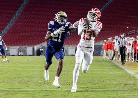 Mater Dei beats St. John Bosco for Division 1 football title - Los Angeles Times