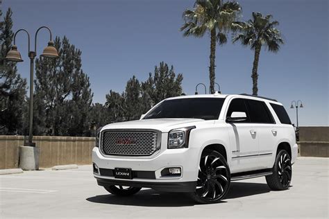 White GMC Yukon on Contrasting Multispoke Lexani Wheels | Gmc yukon ...