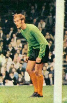 Wolves goalkeeper John Oldfield in 1968. | Goalkeeper, Wolf, Football