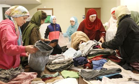 Iowans donate clothing to help Syrian refugees affected by conflict