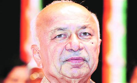 Union Home Minister Sushil Kumar Shinde | News, Photos, Latest News Headlines about Union Home ...