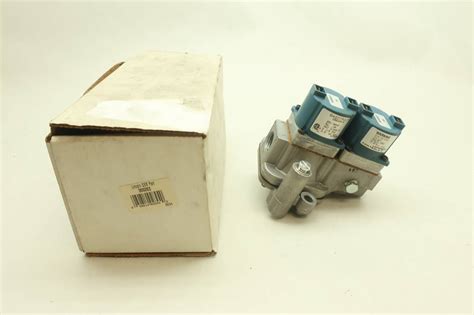 Johnson Controls G96HGA-4 Solenoid Valve 25v-ac 1/2in Npt