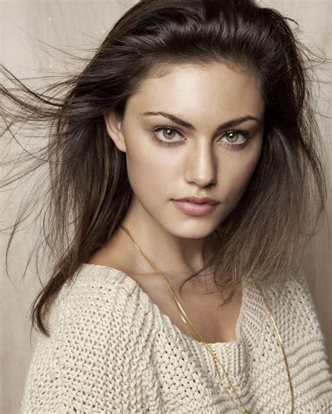 Phoebe Tonkin summary | Film Actresses