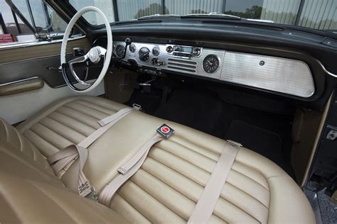 1957 STUDEBAKER GOLDEN HAWK - Interior - 199547