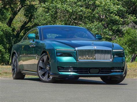 2024 Rolls-Royce Spectre Review: Unveiling Luxury Redefined – Breaking ...