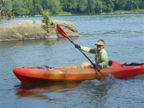 Riverbend Park’s Summer Attraction: Kayaking