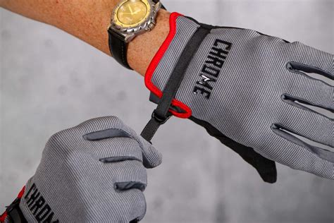 Review: Chrome Cycling Gloves 2021 | road.cc