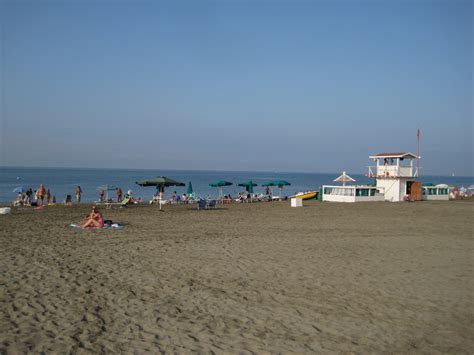 File:Beach Ostia Lido di Roma 0021.JPG - Wikimedia Commons