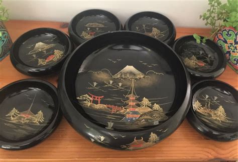 G Japanese Vintage 'Aizu' Black Lacquer Urushi Table | Etsy | Vintage japanese, Small bowls ...