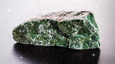 Epidote Crystal Meaning: 13 Properties, Benefits & Uses