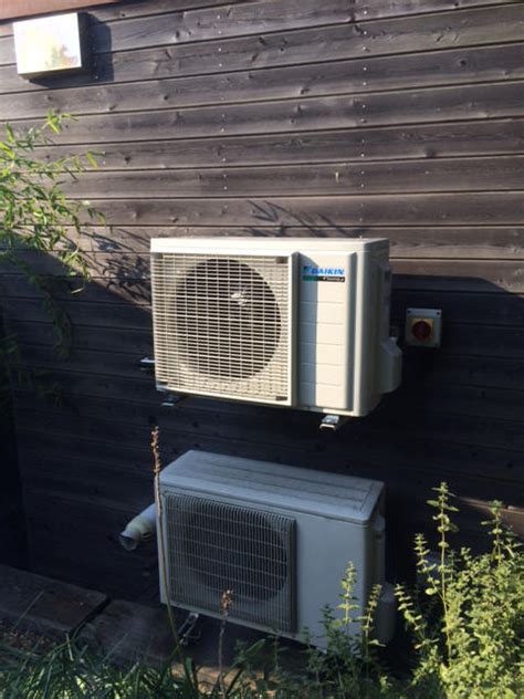 Case study of Daikin Emura Silver Wall Mounted Air conditioning And ...