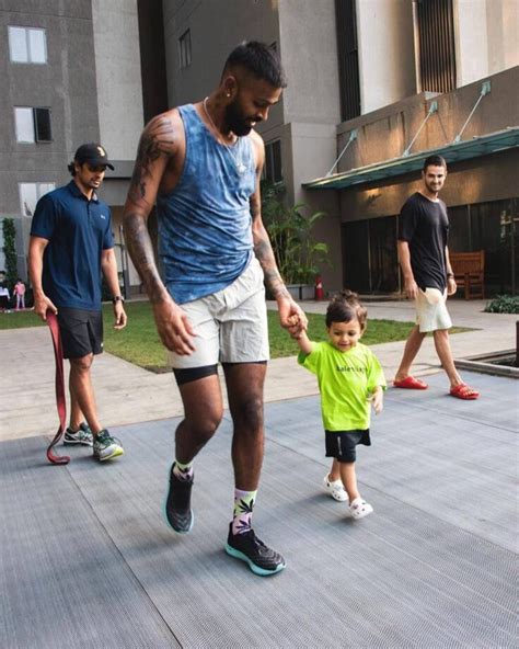 Hardik Pandya And His Family Time With Son Agastya Pandya Is A Bliss To ...