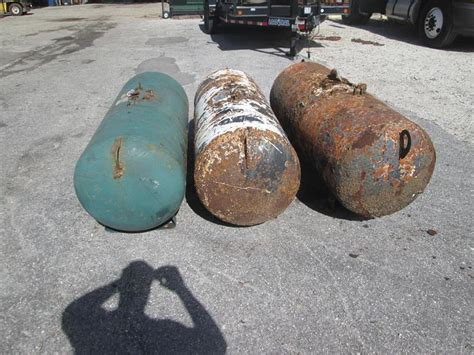 Used 120 Gallon Propane Tank for Sale in Bradenton, Florida