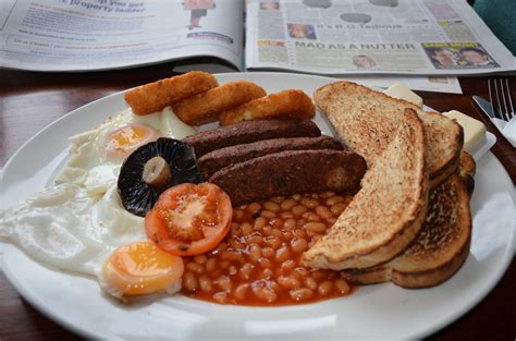 Wetherspoons' big vegetarian English breakfast | In the Flyi… | Flickr