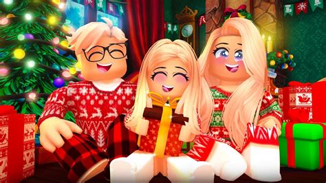 CHRISTMAS DAY IN ROBLOX BROOKHAVEN! - YouTube