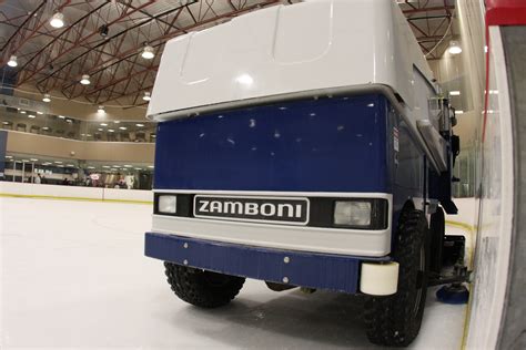 Model 552 Electric | Zamboni