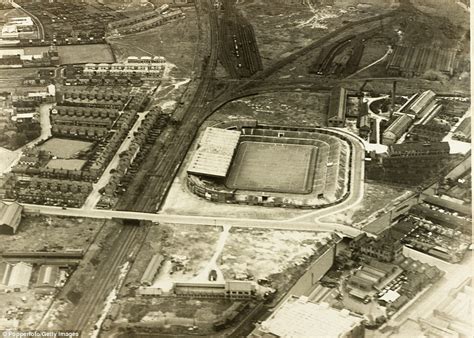 Old Trafford picture special: How Manchester United's iconic stadium has evolved over 106 years ...