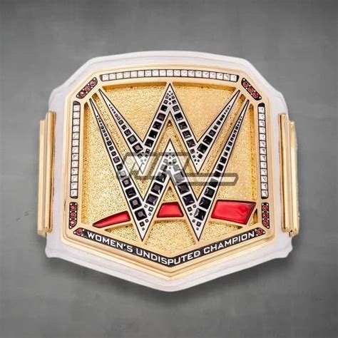 WWE Universal Championship Replica - WWE Universal Belt